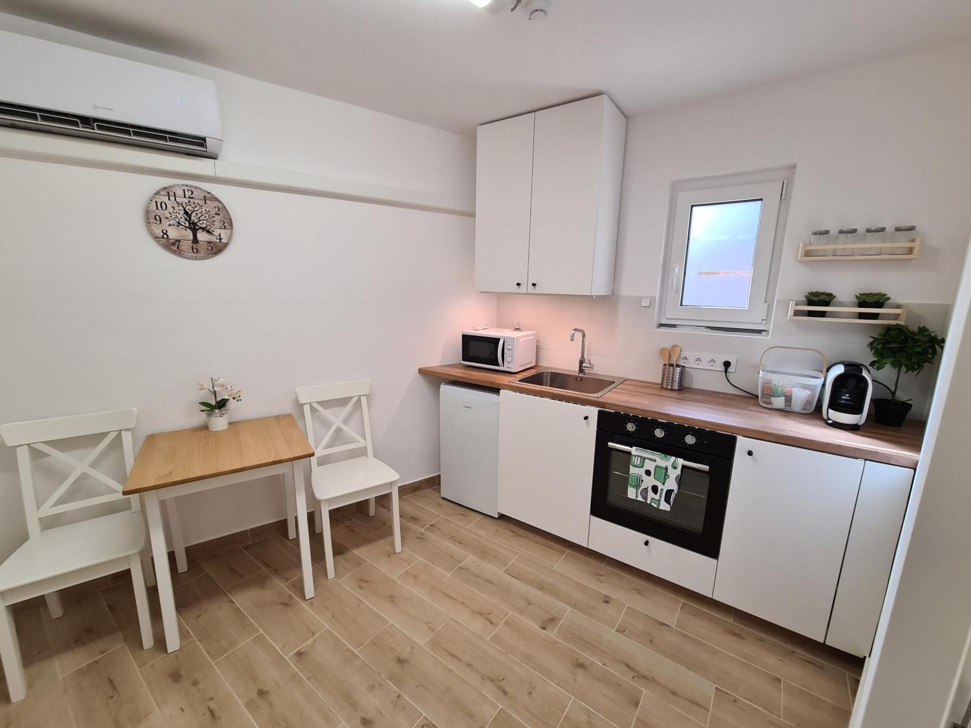 Kedves Apartman Pécs Eksteriør bilde